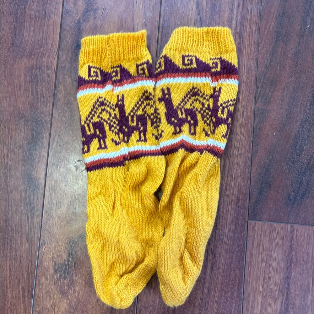 Short Yellow Alpaca Wool Socks – Handmade in Bolivia